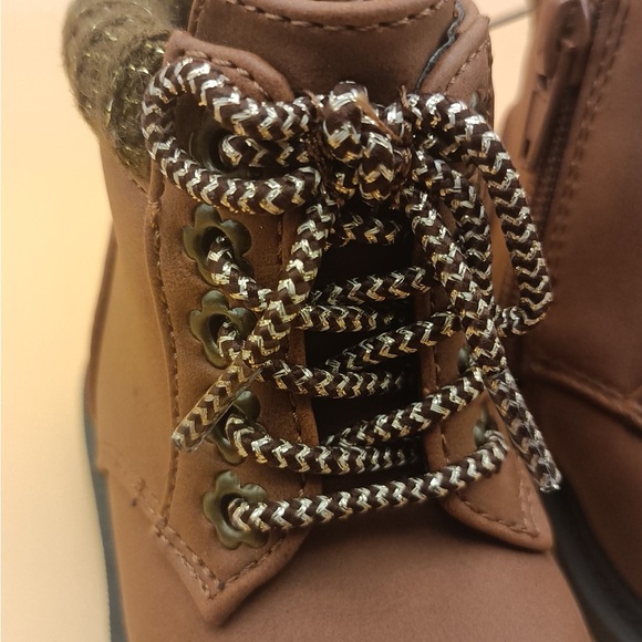 Wonder Nation Tan Kids Boots with Knit Trim - Picture 4 of 11